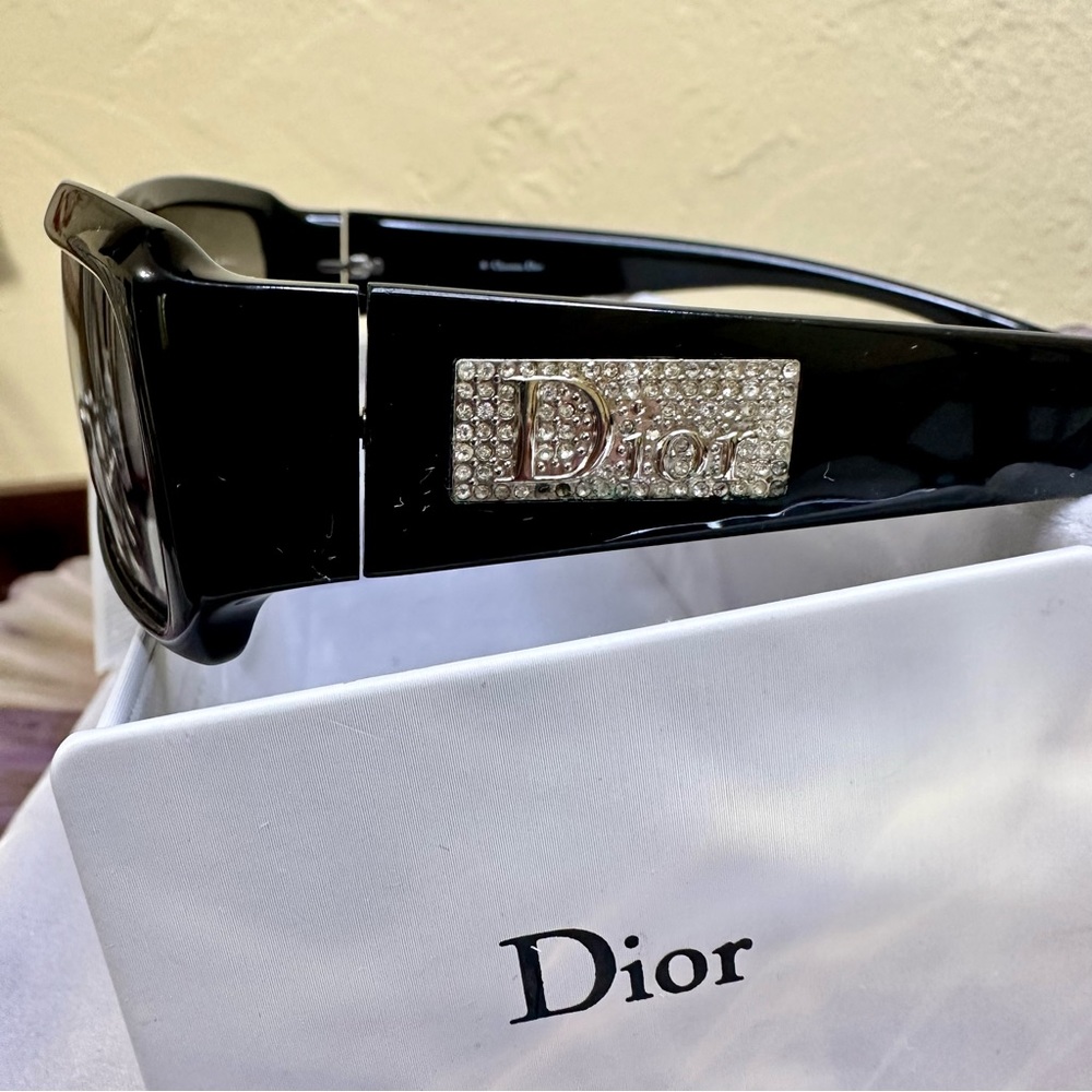 Authentic Christian Dior Night 4 Sunglasses - Picture 3 of 7
